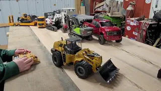 huina 1583 unboxing and first run front end loader Rc construction equipment