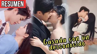 chica HUYE de su ESPOSO, tiempo después REGRESA y se ENAMORA de él (resumen)