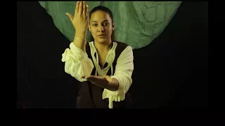 Heather Dale: Huron Carol, in 4 languages (Huron, French, English, American Sign Language)