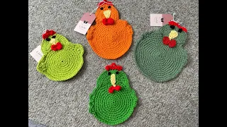 Tutorial on how to crochet an amigurumi chicken potholder