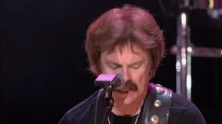 The Doobie Brothers - Long Train Runnin' (Wolf Trap)