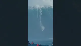 A foamy bronco at JAWS with really responsive fins!