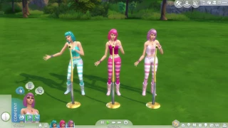 Messing around with Synchronized Singing in The Sims 4