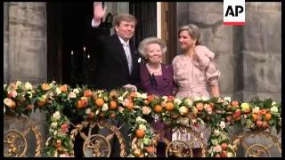 Netherlands -  Willem-Alexander sworn in as king at joint session of houses of parliament / King Wil