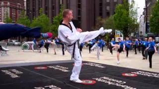 The Big Blue Kick - KPMG and Barnados Taekwondo World Record