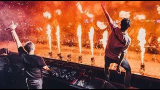 Dimitri Vegas & Like Mike & W&W - Crowd Control vs Tsunami (W&W version LIVE Tomorrowland 2019)