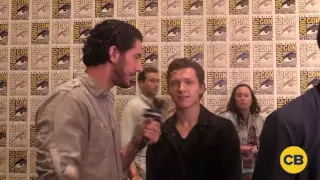 Tom Holland Talks Spider-Man's Suit & Homecoming