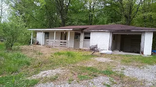 ABANDONED!!! Forgotten House