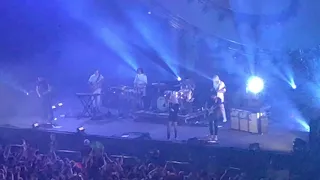 Misery Business - Paramore | Manchester Arena full song with guests