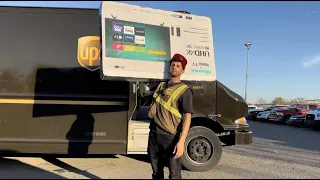 Fake UPS delivery PRANK!