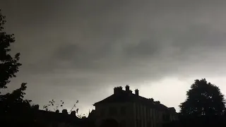 Orage avec grêlons au centre ville de Troyes le 27/08/2017