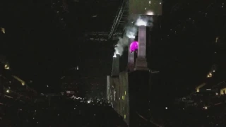 Roger Waters - Dogs (Pink Floyd Cover) @ the Staples Center