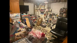 Cleaning My DISASTER Craft Room