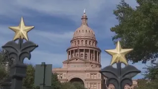 Abbott calls for special session due to border crisis; school choice on back burner | FOX 7 Austin