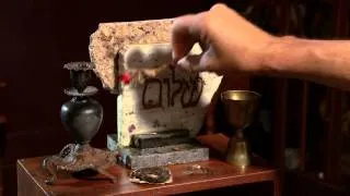 The Possession "The Real Dibbuk Box" Featurette