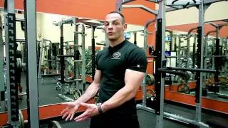 How to Put Weights on a Barbell for Deadlifts : Weightlifting & Building Strength