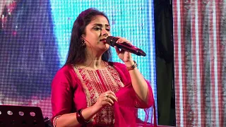 Ek Do Teen - Live Singing by Anuradha Ghosh || Alka Yagnik || Bollywood Dance Songs || Bikash Studio