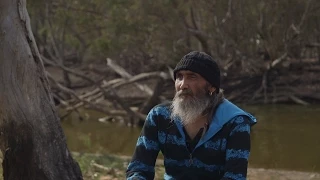 Seeing the land from an Aboriginal canoe