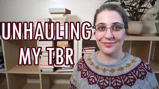 Decluttering my TBR | Packing up my books [CC]