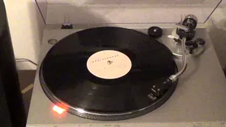 New Order - Bizarre Love Triangle (Vinyl) (HD)