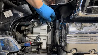 Check the oil level in a GL1500 Goldwing.