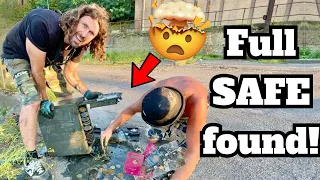 VALUABLE TREASURE FOUND Magnet Fishing a SAFE from the River!