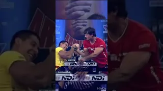 Devon vs Taras is an #armwrestling classic #shorts #devonlarratt