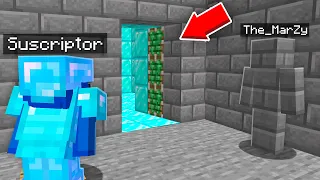 Encuentro una BASE SECRETA pero el NIÑO es un GENIO en MINECRAFT