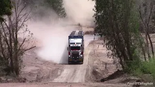 Kenworth cattle road train, Northern Australia. Pure sound!