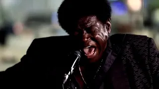 Charles Bradley cantando ao vivo "Changes" do Black Sabbath (Legendado PTBR)