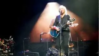 Barry Gibb / Stephen Gibb I've Gotta Get A Message To You Brisbane 16/02/2013