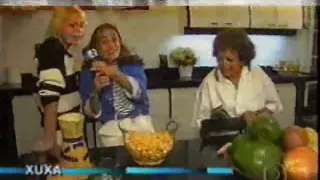 Cissa Guimarães visita Xuxa na Casa Rosa - 1997
