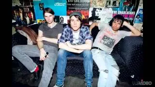 The Cribs - Back to Black (Amy Winehouse Cover)