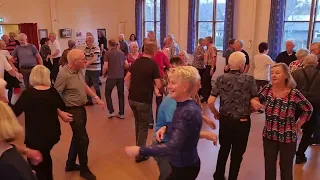 Västerträffen 13/1 2023 spelar gör Conny Brodin.  Dansen heter Björkösnurr