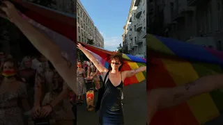 ЛГБТ дискотека под Офисом Зеленского.