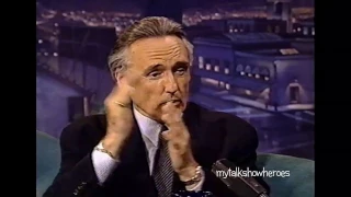 DENNIS HOPPER SETS THE RECORD STRAIGHT