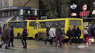 Коронавірус: у Чернівцях дезінфікують громадський транспорт