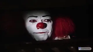 Oliver Frensky stops 1990 Pennywise from eating 1990 Georgie