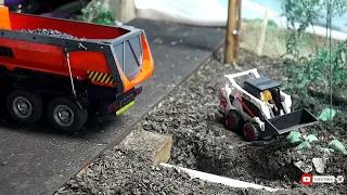 RC Dump TRUCK tipper Construction and Bobcat Skid steer toy quick work #rcconstruction #rccommunity