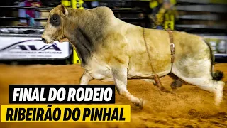 FINAL em TOUROS do RODEIO de RIBEIRÃO DO PINHAL-PR