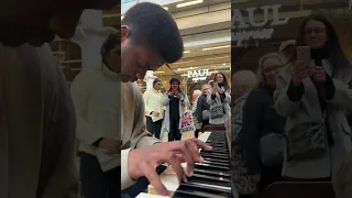 He asked “So do you play the piano?” and this happened…