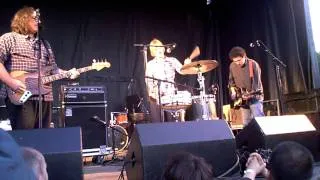 Yo La Tengo - "Dreaming" Live