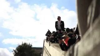 Cauet et Psy au Trocadéro  Gangnam Style Flashmob in Paris