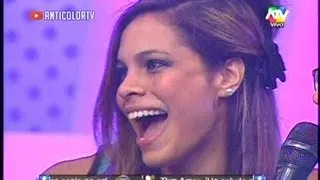 COMBATE Carolina se burla de Valentina 21/08/13