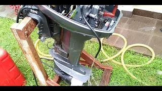 Fixing clogged water cooling system of my 2 stroke Yamaha Enduro 15hp outboard motor.