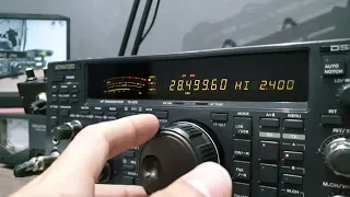 28 MHz open. Kenwood TS-870. Antenna Moxon.