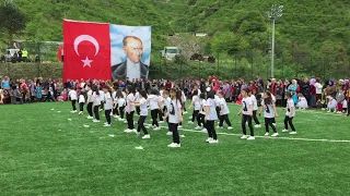 23 Nisan Gösterisi-Barış Manço - Müsadenizle çocuklar