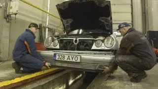Снятие переднего бампера Mercedes-Benz W210.Front Bumper Removal