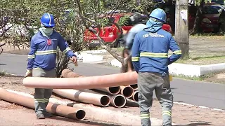 Obras de saneamento interditam trecho no Centro de Teresina