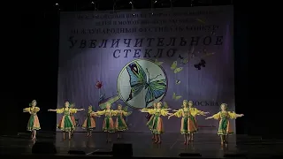 Коллектив "Камелия". Танец "Утушка".